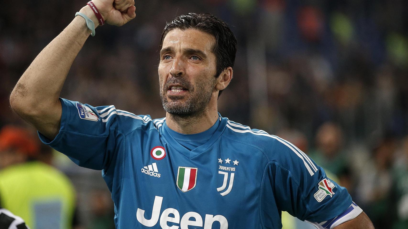 Buffon en uno de sus últimos partidos con la Juventus.