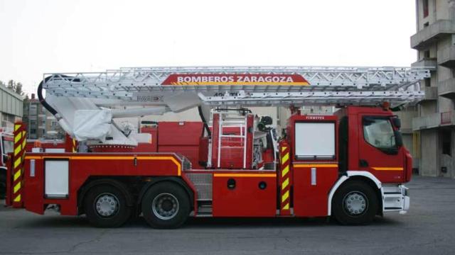 Un camión de bomberos en Zaragoza