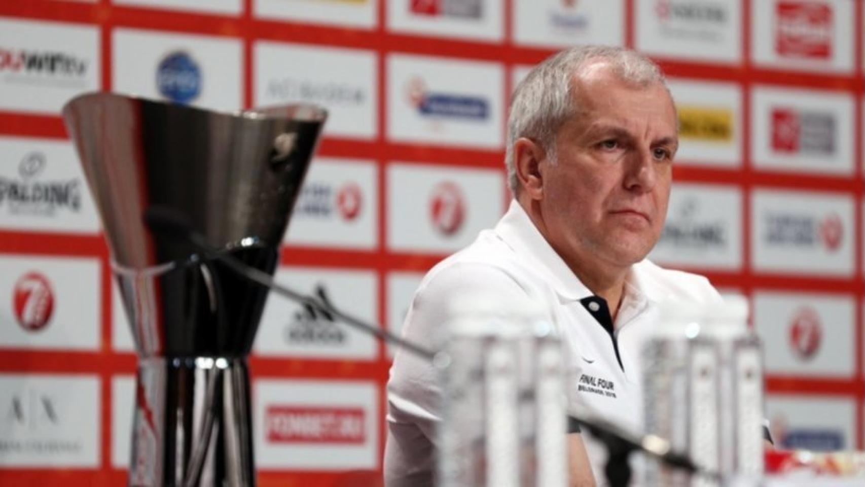 Obradovic, en la rueda de prensa previa a la final de Belgrado. Foto: Twitter (@EuroLeague)