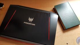 acer predator helios 300 17