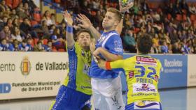 Valladolid-balonmano-atletico-gaston-mourino