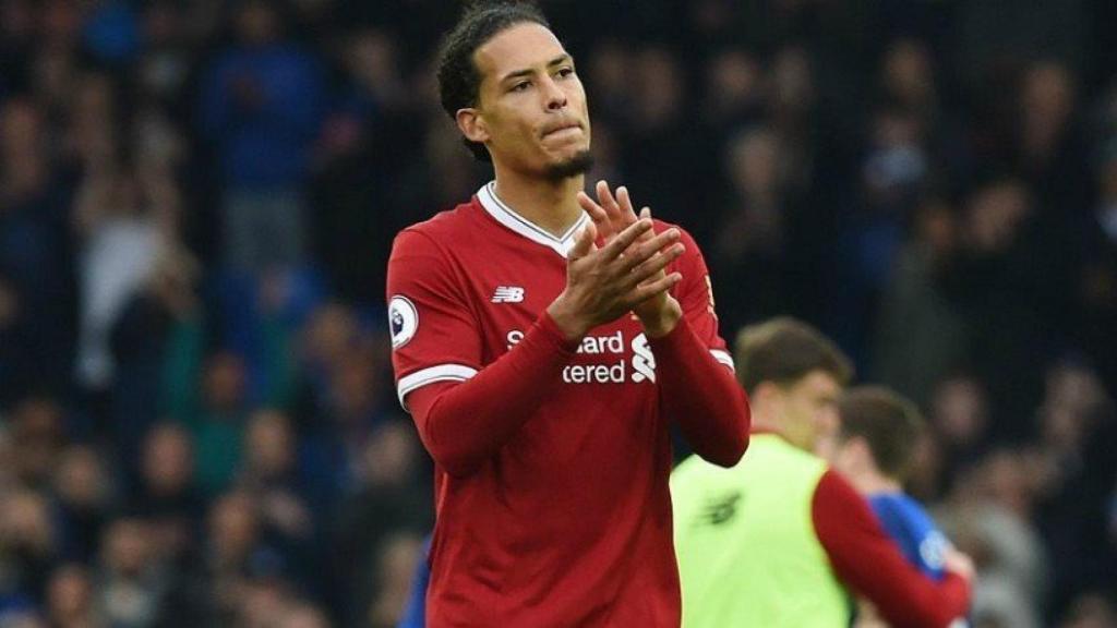 Van Dijk en un partido con el Liverpool. Foto: liverpoolfc.com