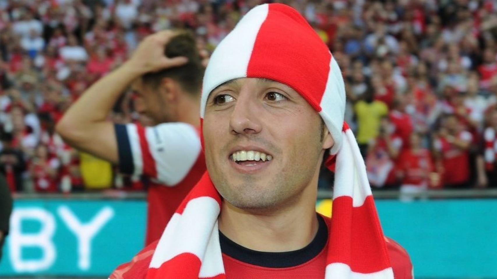 Cazorla celebrando con el Arsenal. Foto: Twitter (@Arsenal).