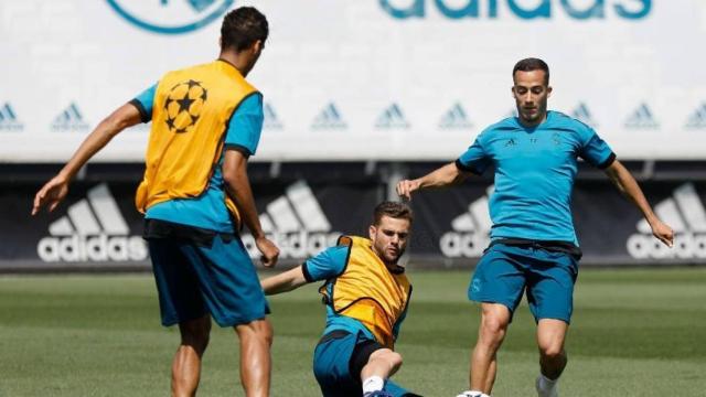 Nacho entra a Lucas Vázquez ante la mirada de Varane