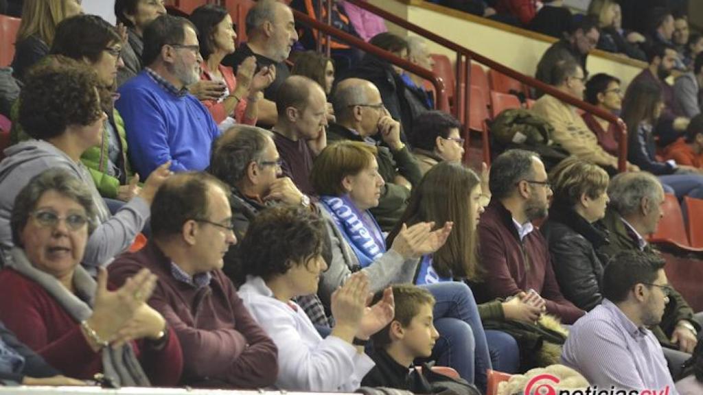 Valladolid-atletico-valladolid-alcobendas-balonmano004