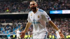 Benzema celebra su gol en la Champions League