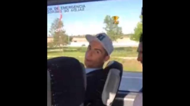 Marcelo y Cristiano en el bus