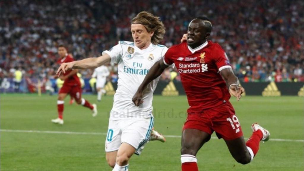 Mané presiona a Modric