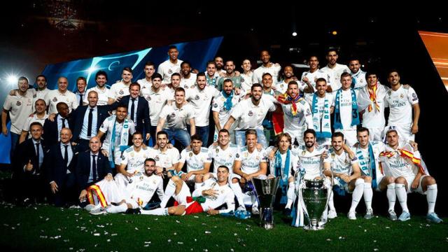 Los jugadores de fútbol y baloncesto celebran la Champions y la Euroliga