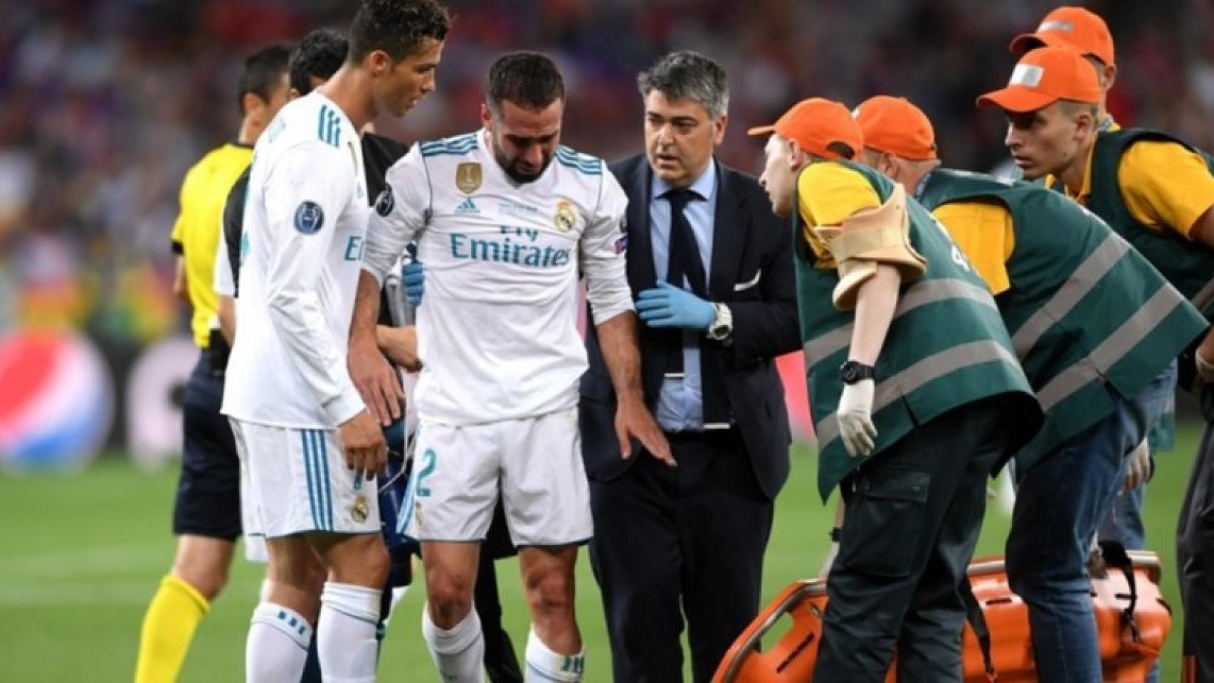 Carvajal se marcha lesionado en la final de Champions. Foto: Twitter (@ChampionsLeague)