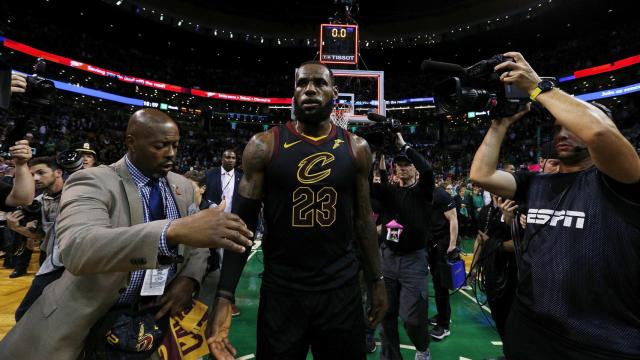 LeBron James tras la victoria sobre los boston Celtics en el séptimo partido de la final de Conferencia.