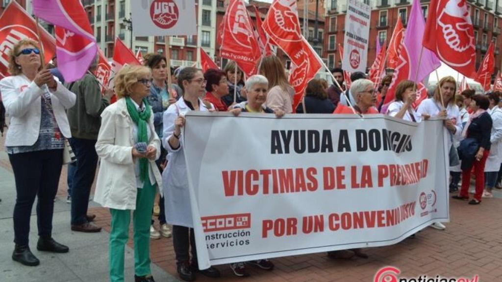 concentracion protesta ayuda domicilio valladolid 4