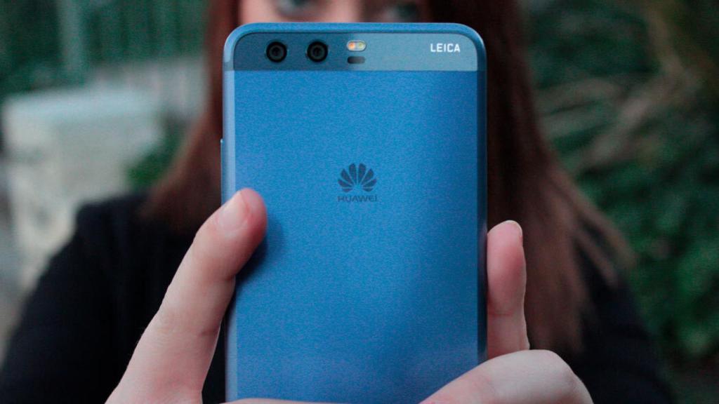 El desbloqueo con sonrisa llega a los Huawei P10 y P10 Plus