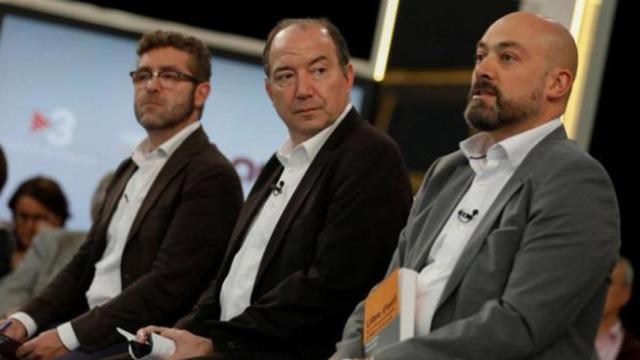 Saul Gordillo (Catalunya Ràdio), Vicent Sanchis (TV3) y Marc Colomer (ACN), de derecha a izquierda.