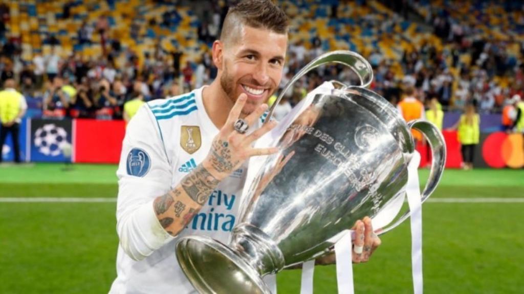 Ramos posa con La Decimotercera