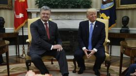 El presidente de Ucrania, Petro Poroshenko, y Donald Trump en su encuentro en la Casa Blanca en 2017.