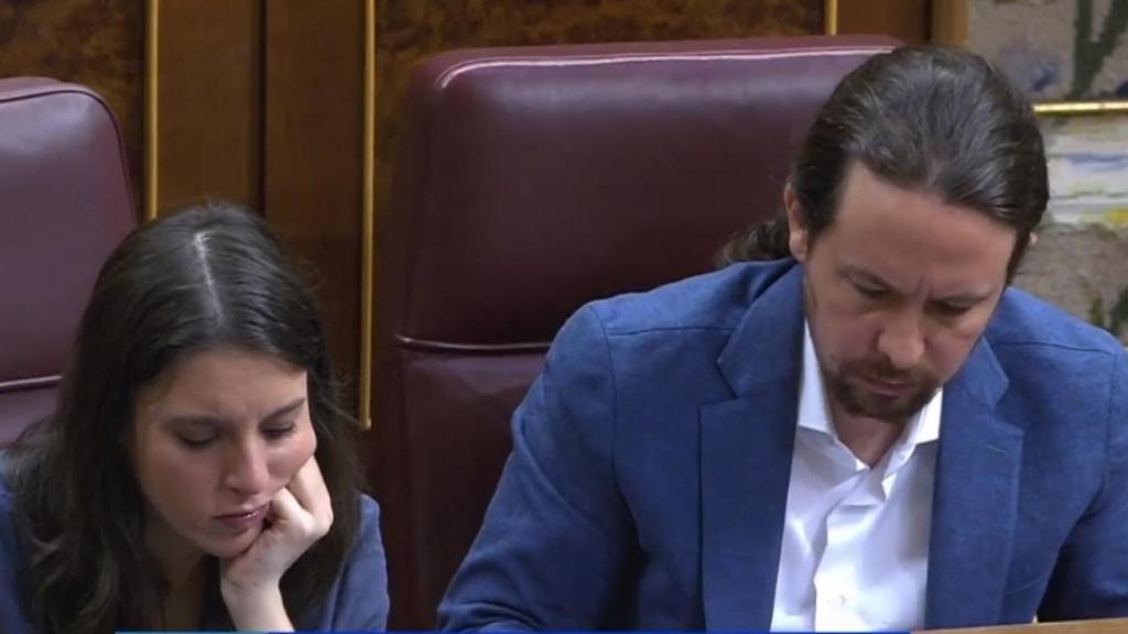 Irene Montero y Pablo Iglesias, en el Congreso.