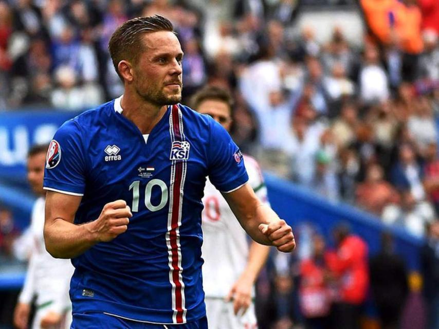 Gylfi Sigurdsson durante un encuentro de Islandia en la pasada Eurocopa de Francia.