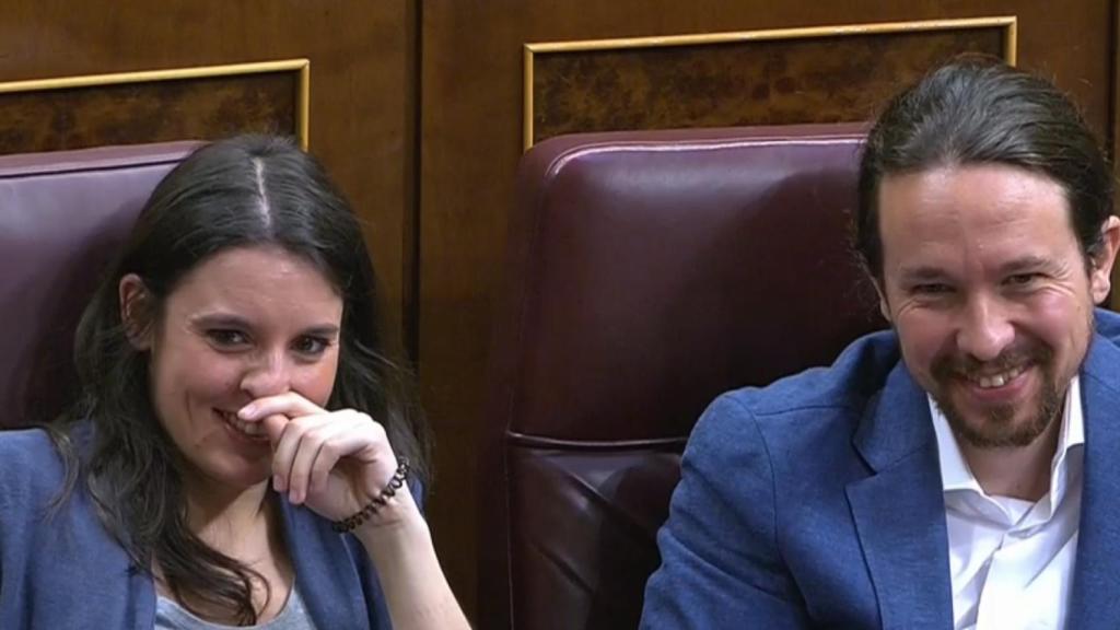 Montero e Iglesias en el Congreso de los Diputados.