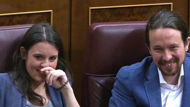 Montero e Iglesias en el Congreso de los Diputados.