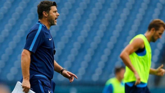 Pochettino durante un entrenamiento con el Tottenham. Foto tottenhamhotspur.com