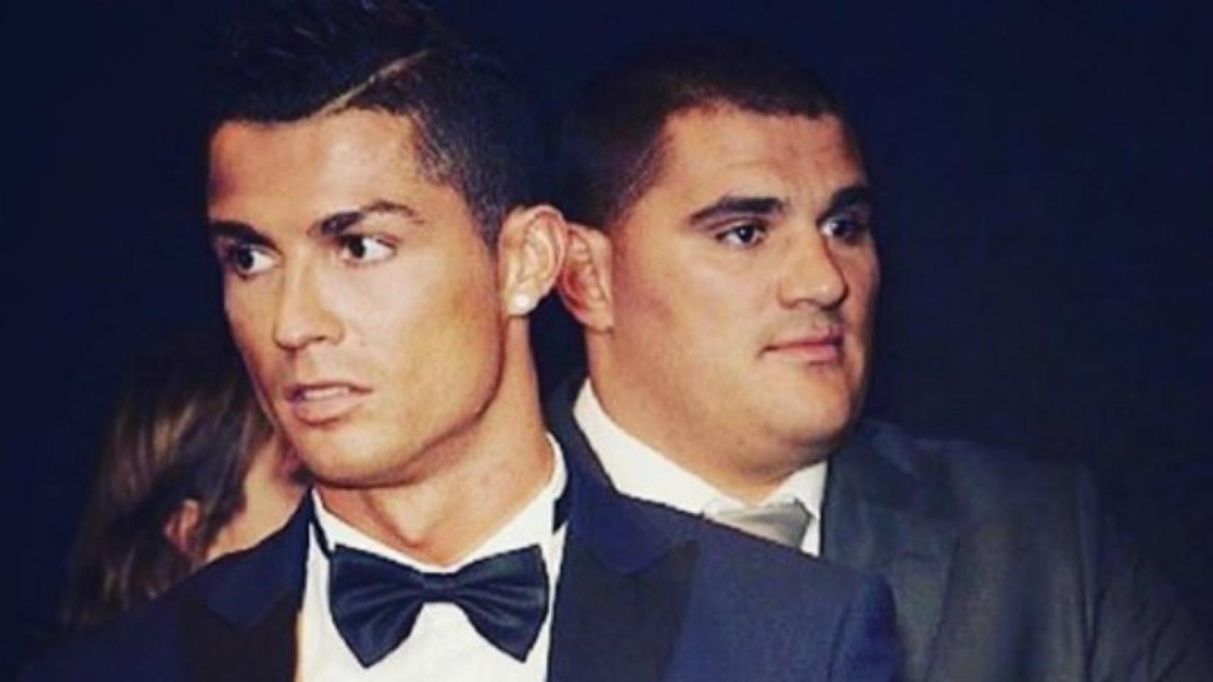 Cristiano Ronaldo, escoltado por Gonçalo Salgado. Foto: Instagram (@goncalosalgadomma)