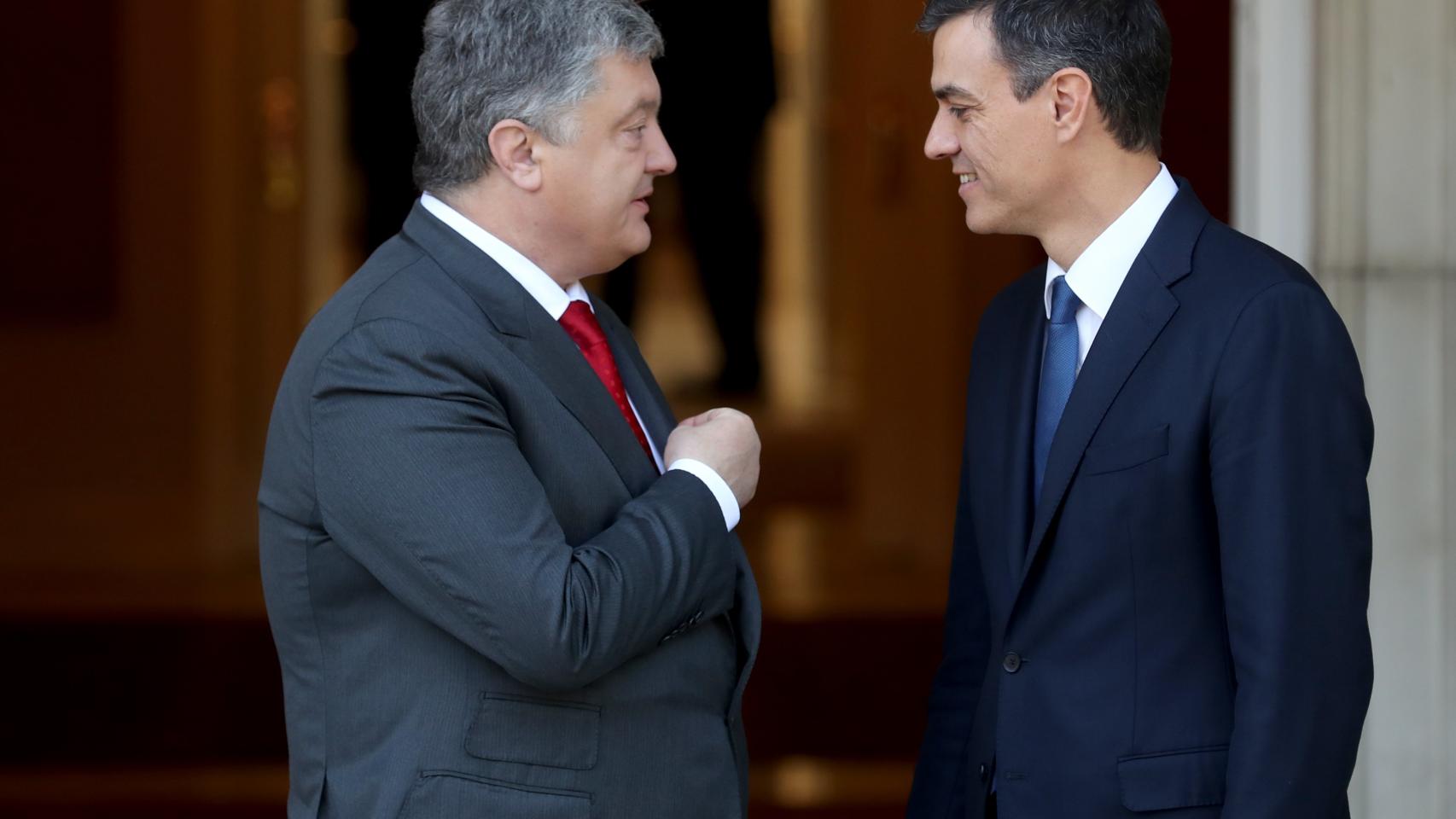 Pedro Sánchez y el presidente de Ucrania, Petró Poroshenko, en La Moncloa.