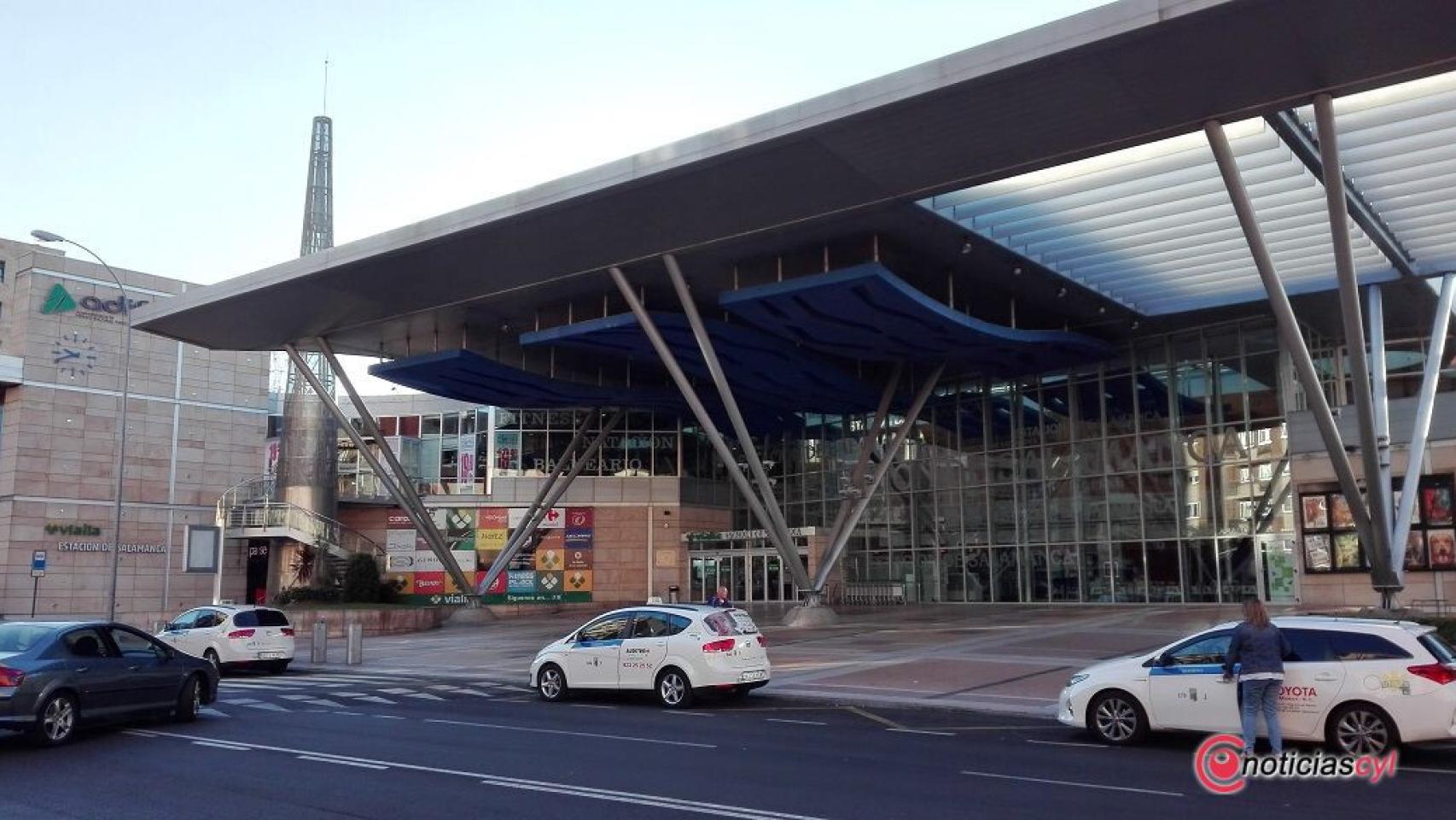 Estación ferrocarril taxis