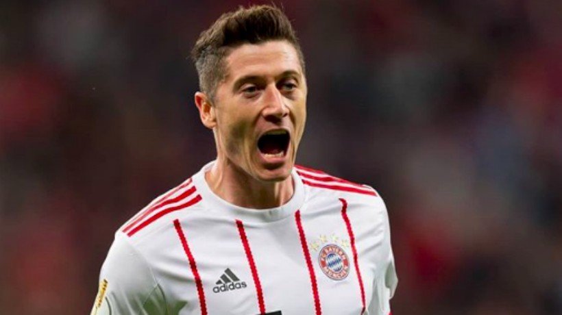 Lewandowski continúa a tiro del Real Madrid