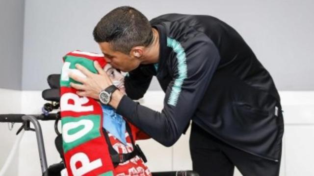 Cristiano cumple el sueño de dos niños gracias a Make a Wish. Foto: fpf.pt