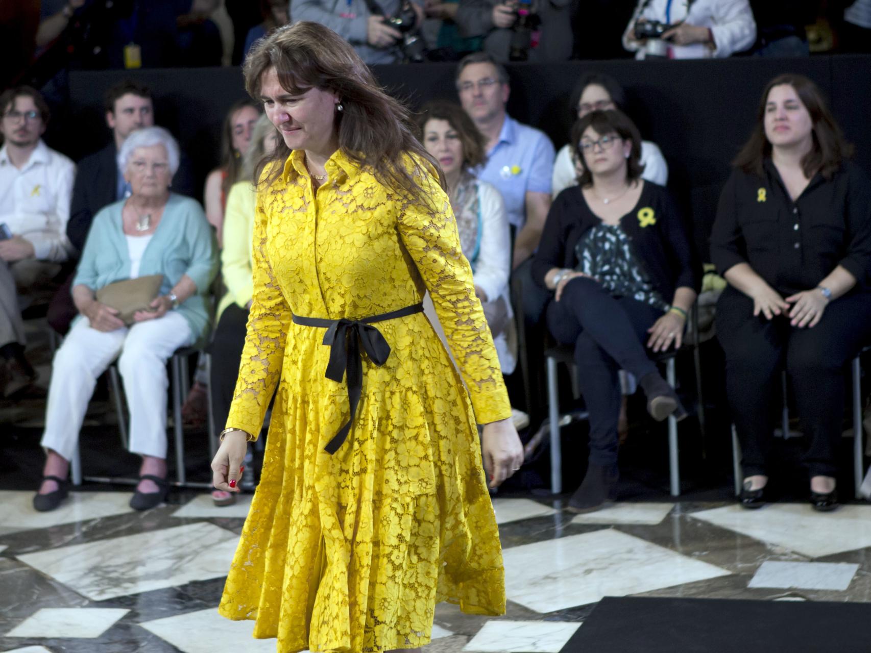 La consejera de Cultura, Laura Borràs, sostiene que el español es una lengua de imposición en Cataluña.