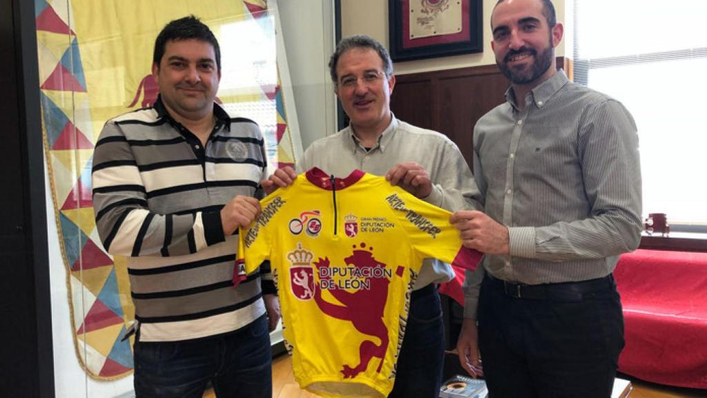 Leon-vuelta-astorga-ciclismo