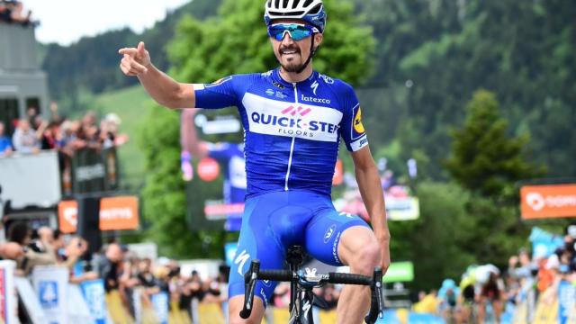 Alaphilippe venció en Lans en Vencors la cuarta etapa de la Dauphiné