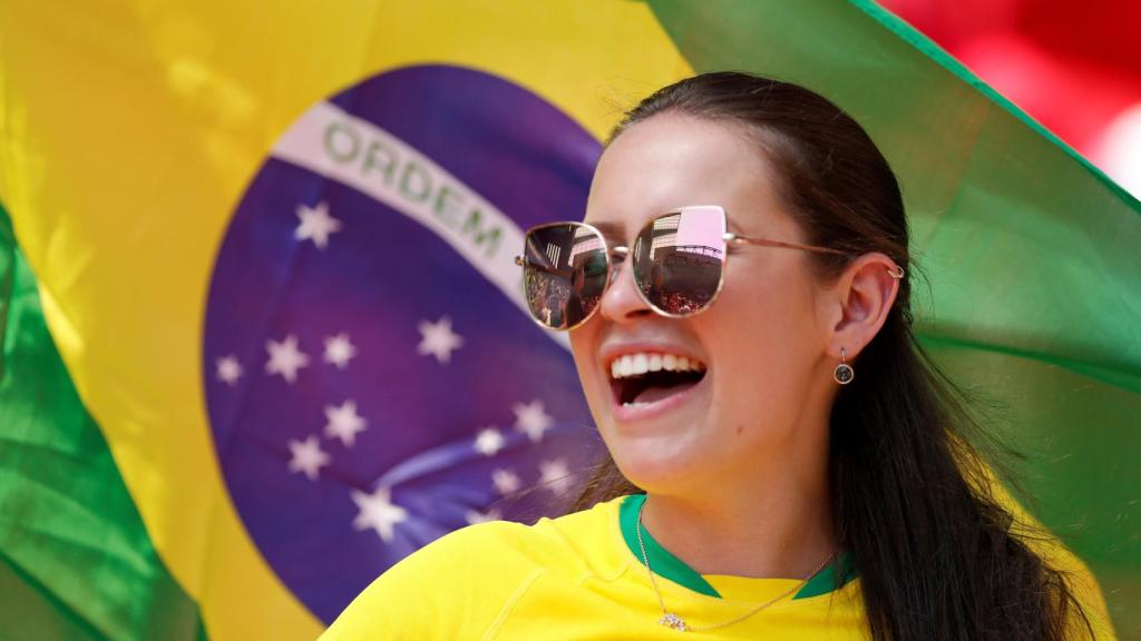 Una aficionada brasileña durante el amistoso Brasil-Croacia en Wembley.