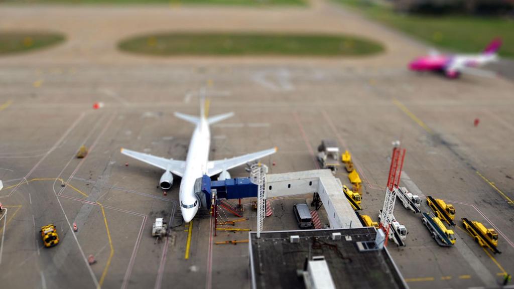 La gestión logística de los aviones es clave para realizar un mantenimiento de manera rápida y económica.