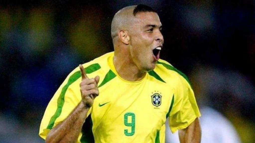 Ronaldo lució un flequillo que pasó a la historia en el Mundial de 2002.