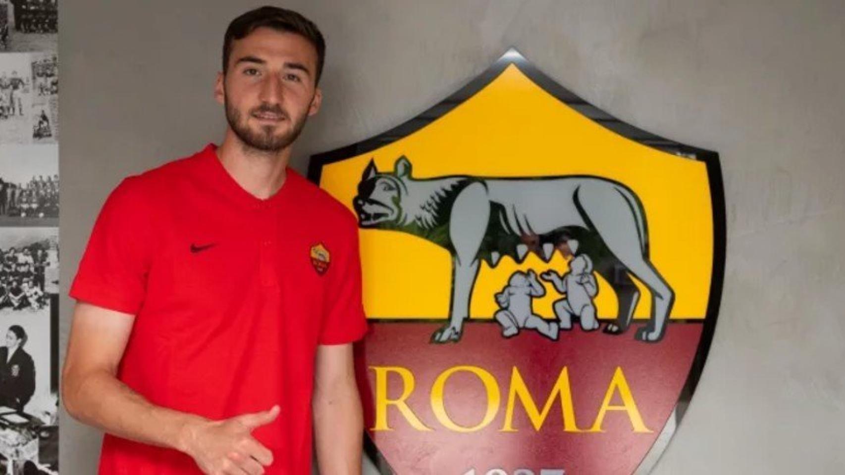 Cristante con la camiseta de la Roma. Foto: asroma.com