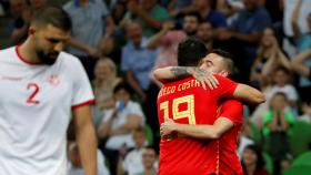 Iago Aspas celebra su gol con España.