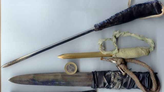 Algunas de las armas artesanales que fabrican los presos en las cárceles.