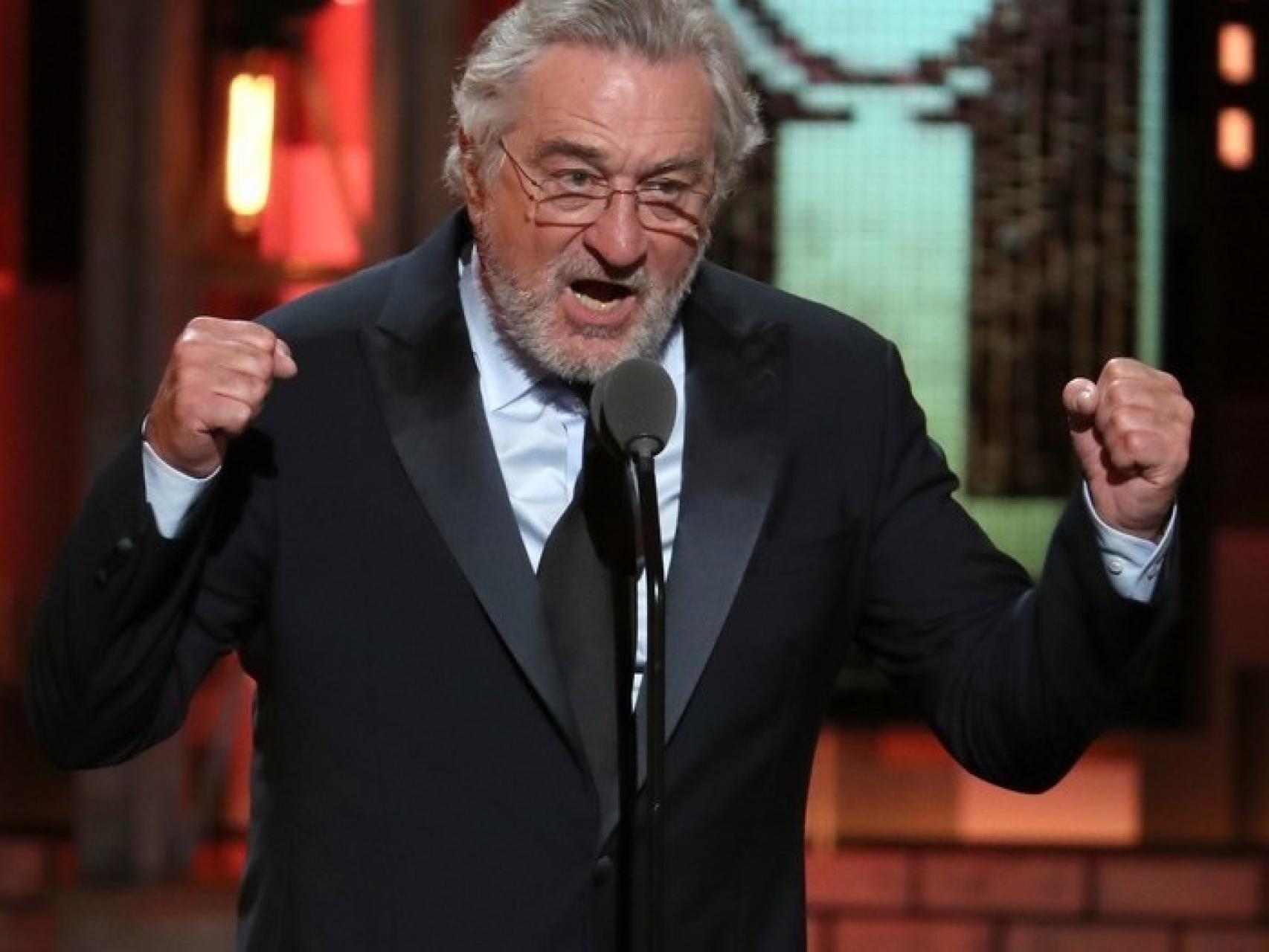 Robert de Niro en el momento en que deseó al presidente que se fuera a la mierda.