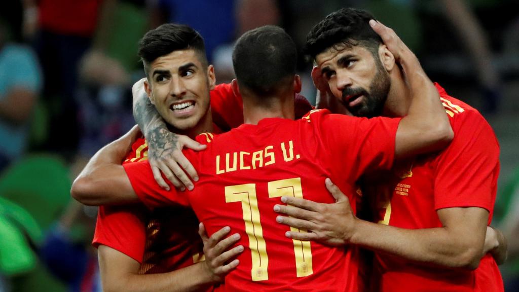 Los jugadores de la Selección celebran un gol.