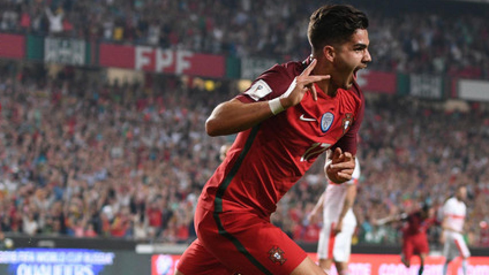 André Silva celebra un gol en la fase de clasificación para el Mundial.