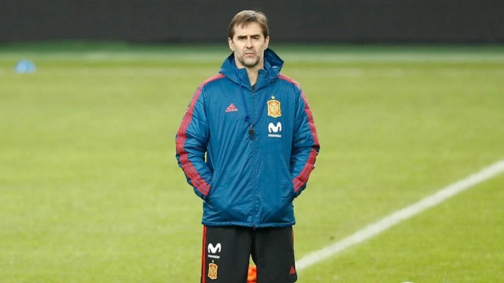 Lopetegui durante un entrenamiento de España. Foto:  rfef.es