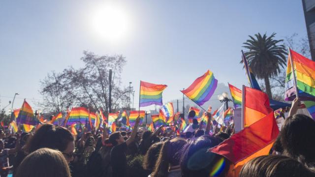 El hilo que explica la olvidada violencia en el colectivo LGTB