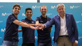Landa, Nairo, Valverde y Eusebio Unzue durante la presentación del Movistar Team.