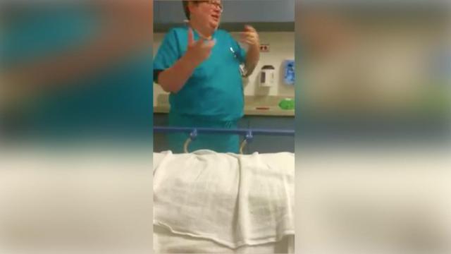 Suspendida una doctora tras un tenso enfrentamiento viral con un paciente