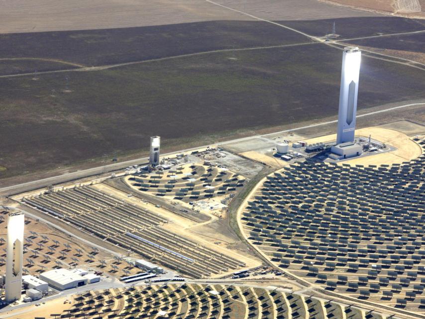 Imagen de una planta termosolar de Abengoa.