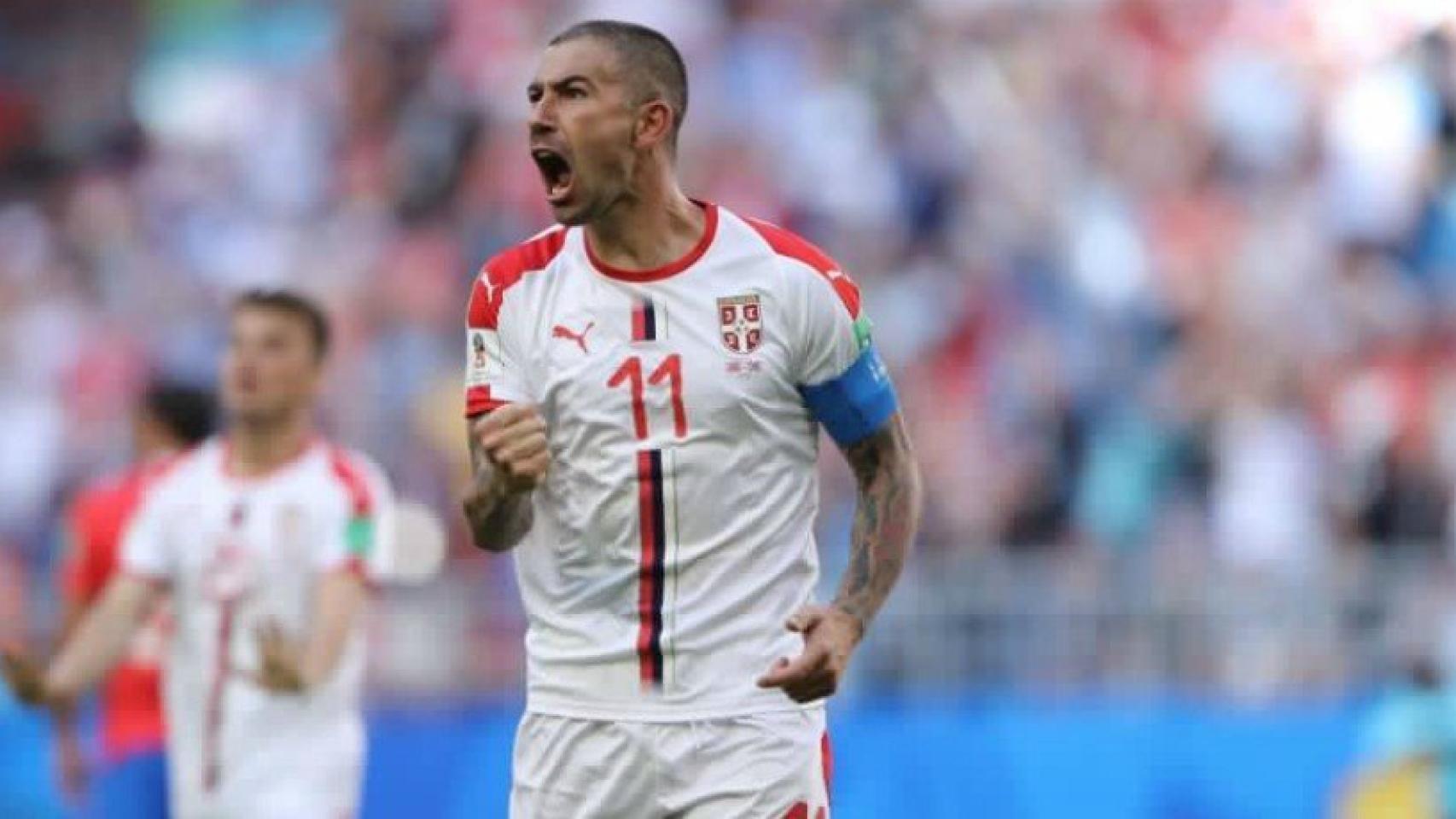 Kolarov celebra su gol con Serbia contra Costa Rica. Foto Twitter (@FIFAWorldCup)