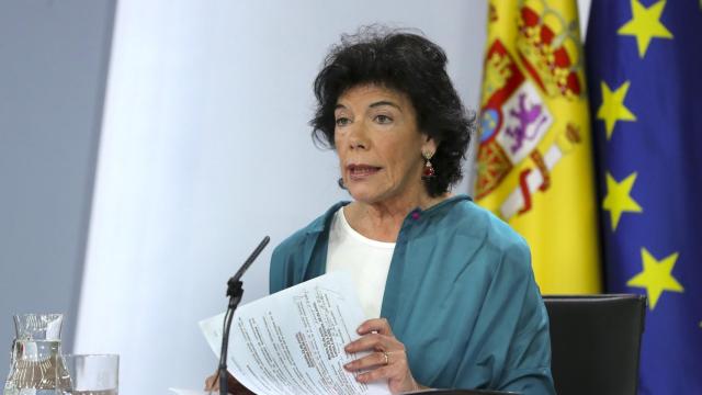 La portavoz del Gobierno, Isabel Celaá, este viernes.