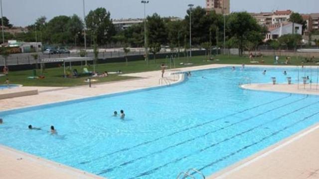 Piscina municipal de  Tàrrega, en Lérida.